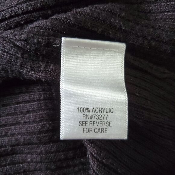 Croft and Barrow Black Long Sleeve Vneck Knit Sweater Size XL - Picture 4 of 8